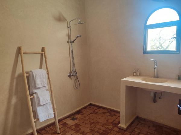 Riad Bini-Ddik : photo 6 de la chambre chambre double ou lits jumeaux