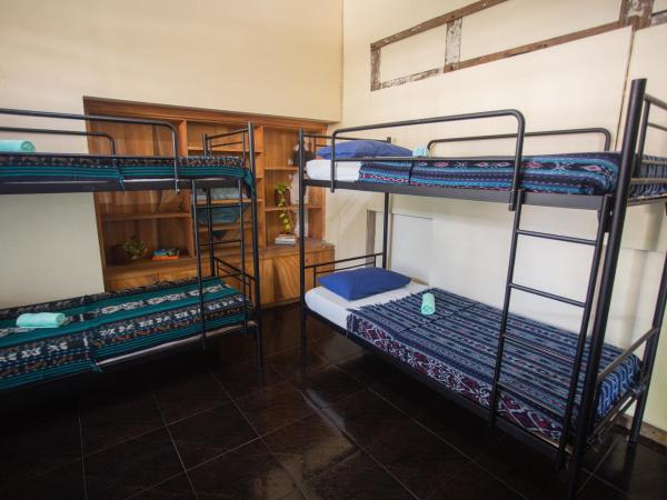 Rumah Kalpataru : photo 2 de la chambre lit superposé dans dortoir mixte