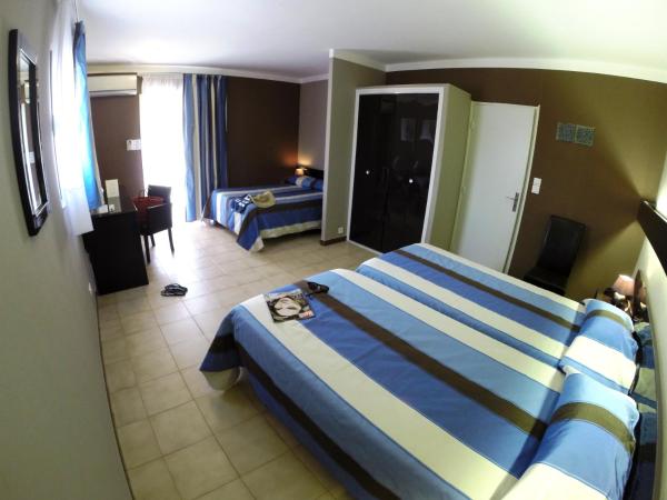 Hôtel Beach : photo 2 de la chambre chambre quadruple