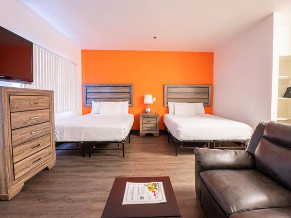 Siegel Select Las Vegas Boulevard : photo 7 de la chambre suite avec 2 lits queen-size