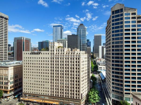 The Westin Seattle : photo 2 de la chambre chambre de luxe avec lit king-size et canapé-lit - Étage intermédiaire - vue sur ville
