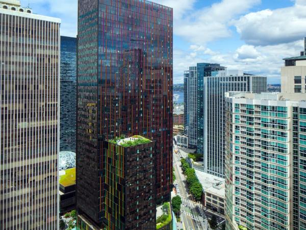 The Westin Seattle : photo 4 de la chambre chambre premium avec lit king-size et canapé-lit - vue sur ville