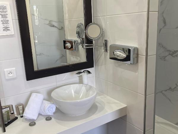 Maison LUTETIA R : photo 1 de la chambre chambre double supérieure