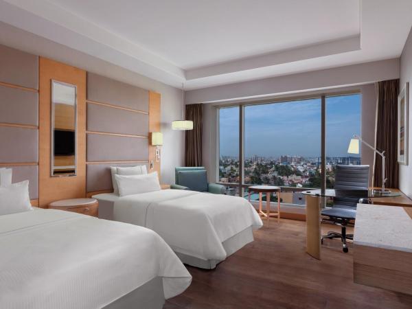 The Westin Chennai Velachery : photo 2 de la chambre deluxe twin guest room with bath tub