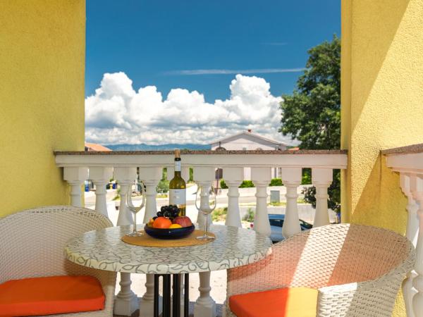 Vila Panorama : photo 7 de la chambre chambre double - vue sur jardin