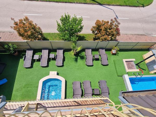 Napsugár Apartmanház : photo 2 de la chambre appartement 1 chambre