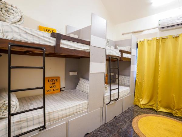 Urban Nomads Pods Parkview CoLive and CoWork : photo 1 de la chambre dortoir mixte de 8 lits