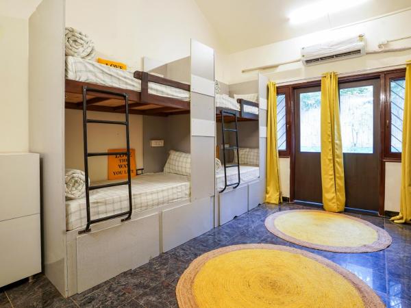 Urban Nomads Pods Parkview CoLive and CoWork : photo 6 de la chambre dortoir mixte de 8 lits