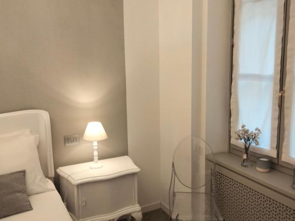 BeB San Lorenzo : photo 1 de la chambre chambre double avec salle de bains privative