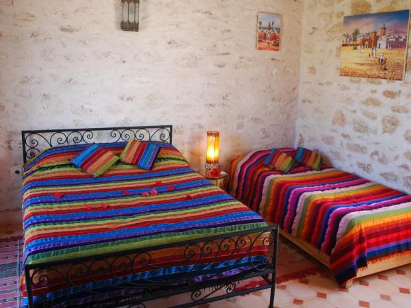 Riad Titima Essaouira : photo 5 de la chambre chambre double - vue sur piscine