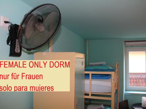 Oldtown Hostel Otter : photo 7 de la chambre lit Économique dans dortoir pour femmes de 6 lits
