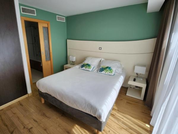 Hôtel Montaigne & Spa : photo 5 de la chambre suite junior avec accès gratuit au spa