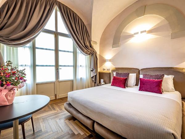 Hotel La Scaletta al Ponte Vecchio : photo 7 de la chambre chambre double - vue sur jardin