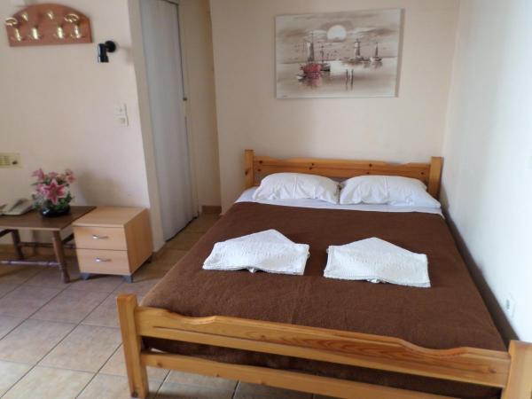 Tina Hotel : photo 5 de la chambre chambre double