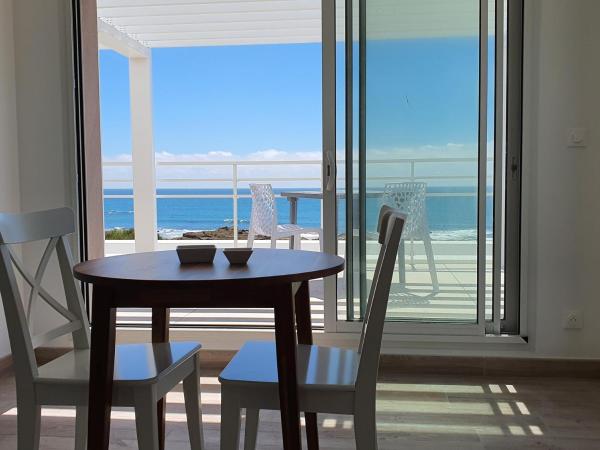 La Vigie Vacances : photo 2 de la chambre studio avec terrasse - 1er Étage - vue sur mer
