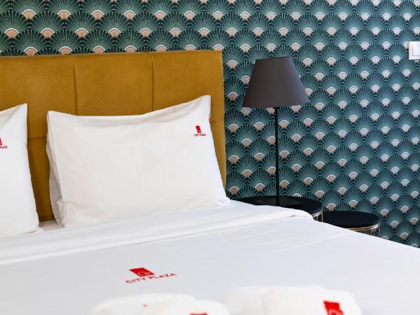 City Plaza Apartments & Rooms : photo 8 de la chambre chambre supérieure avec balcon