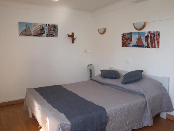 Hôtel Restaurant - Villa Les Sirènes : photo 3 de la chambre chambre double standard