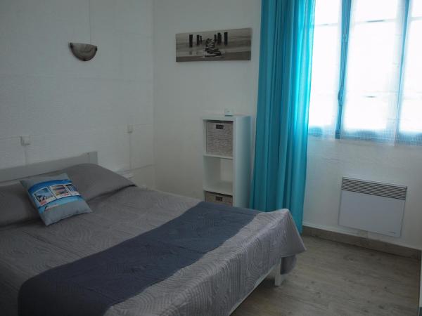 Hôtel Restaurant - Villa Les Sirènes : photo 3 de la chambre chambre double Économique