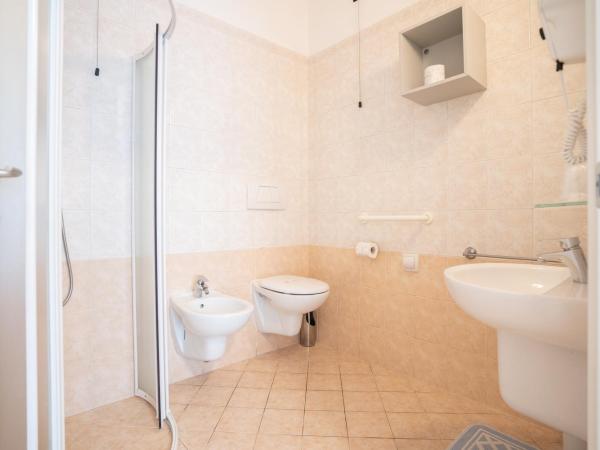 Residence Millennium : photo 8 de la chambre one-bedroom apartment - ground floor (4 adults)