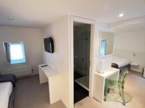 Residence OLit Cathédrale : photo 2 de la chambre chambre triple standard