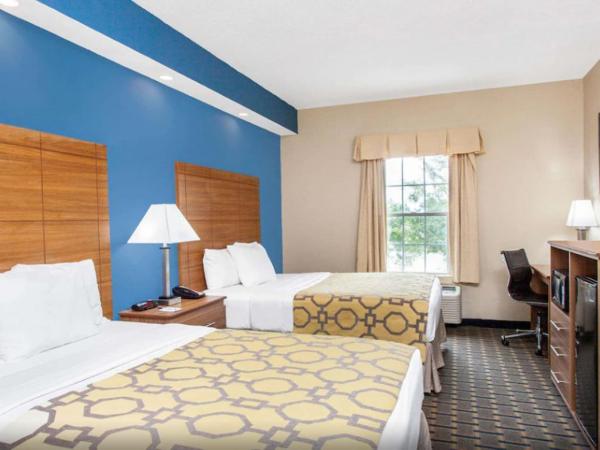 Baymont by Wyndham Jacksonville/Butler Blvd : photo 4 de la chambre chambre double avec 2 lits doubles - non-fumeurs