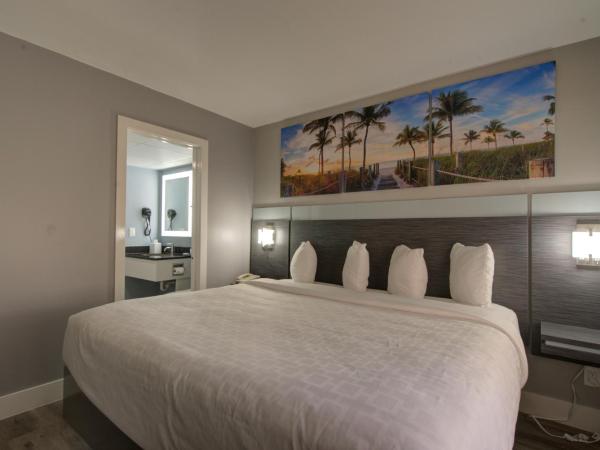 Clarion Pointe Tampa-Brandon Near Fairgrounds and Casino : photo 7 de la chambre chambre lit king- size - non-fumeurs - 1er Étage