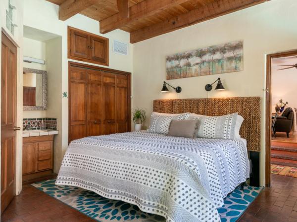 Adobe Rose Inn : photo 2 de la chambre chambre lit queen-size deluxe