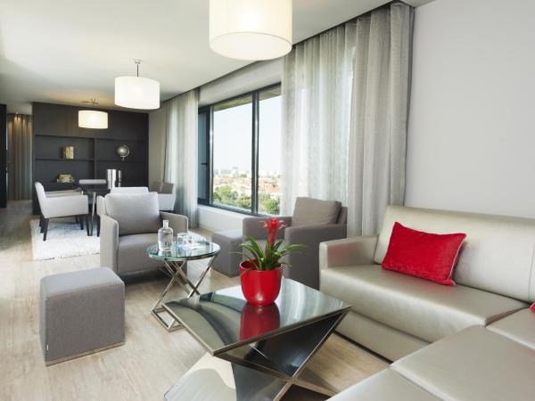 Meliá Lisboa Aeroporto : photo 2 de la chambre suite présidentielle