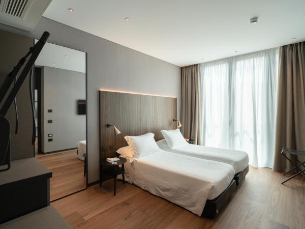 DUPARC Contemporary Suites : photo 5 de la chambre luxury double room junior suite