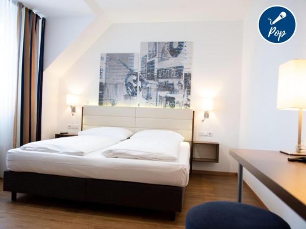 arte Hotel Wien Stadthalle : photo 1 de la chambre chambre double supérieure pop - vue sur cour