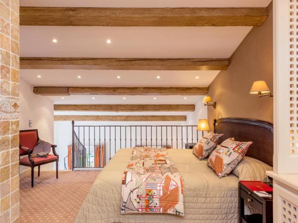 Hotel Byblos Saint-Tropez : photo 1 de la chambre suite junior en duplex