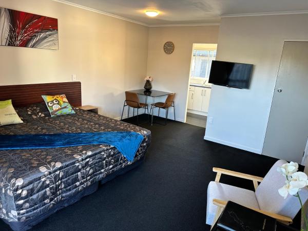 Red Rock Thermal Motel - Mineral Pool : photo 7 de la chambre studio deluxe