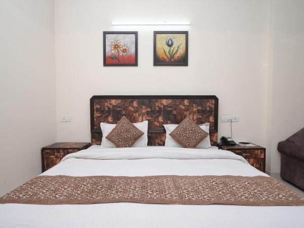 Hotel Silver Arc - Karol Bagh New Delhi : photo 2 de la chambre chambre deluxe double ou lits jumeaux