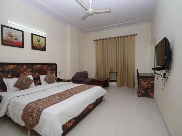 Hotel Silver Arc - Karol Bagh New Delhi : photo 1 de la chambre chambre deluxe double ou lits jumeaux