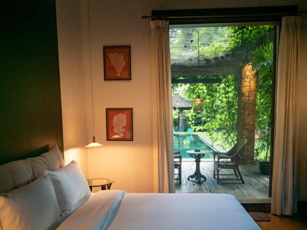 Chandra Residence : photo 3 de la chambre suite - vue sur piscine 