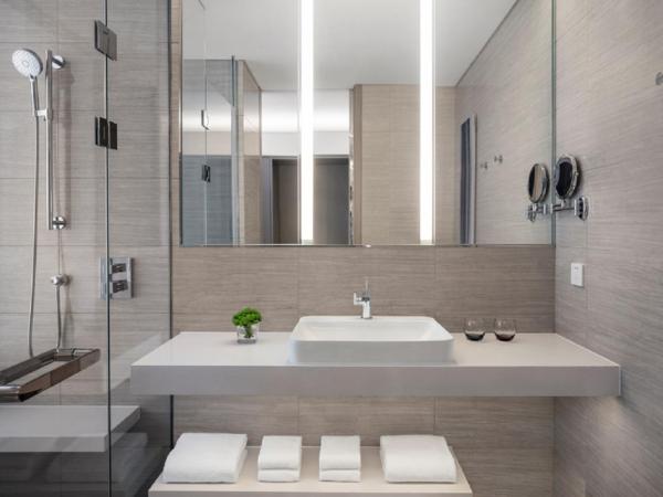 Courtyard by Marriott Shanghai Minhang : photo 1 de la chambre chambre lits jumeaux supérieure deluxe