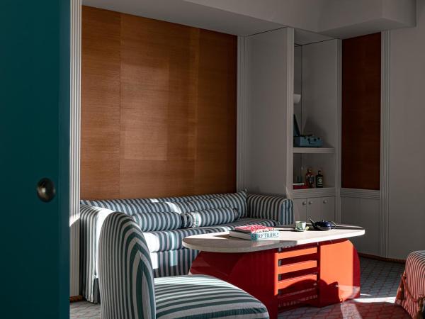 Regina Experimental Biarritz : photo 7 de la chambre suite familiale