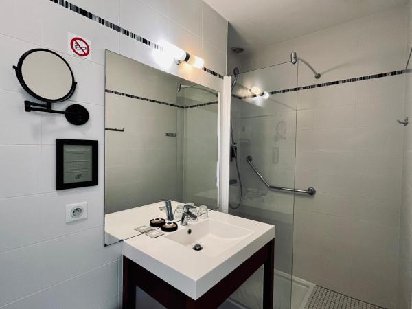 Hôtel Le Patio - Deauville : photo 3 de la chambre chambre double – vue sur ville