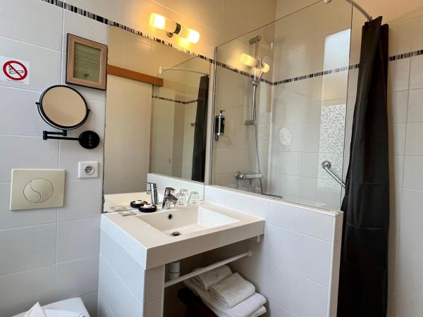 Hôtel Le Patio - Deauville : photo 4 de la chambre chambre double - vue sur jardin