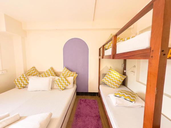 Locomo Mumbai - Stay Work Eat : photo 2 de la chambre chambre quadruple confort