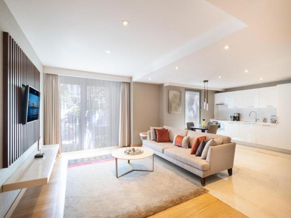 CVK Park Bosphorus Hotel Istanbul : photo 3 de la chambre appartement 1 chambre - vue sur jardin