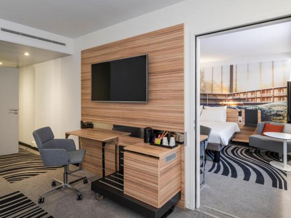 Novotel Saint-Étienne Centre Gare Châteaucreux : photo 7 de la chambre deux chambres adjacentes