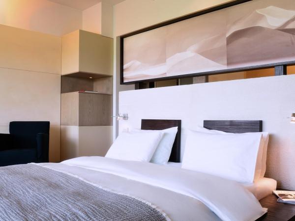 Life Gallery Athens : photo 7 de la chambre chambre exécutive - vue sur montagne