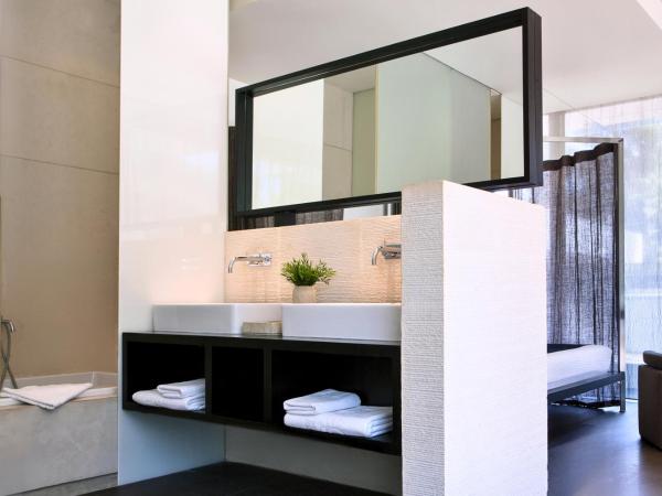 Life Gallery Athens : photo 4 de la chambre suite junior