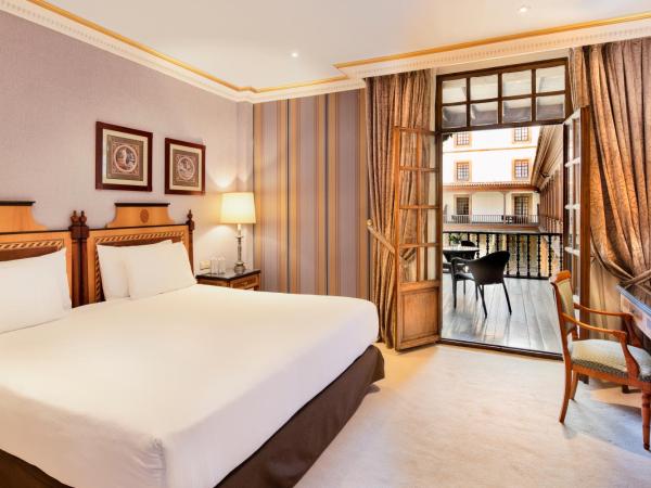 Eurostars Hotel de la Reconquista : photo 3 de la chambre chambre premium avec terrasse - vue sur patio de la reina