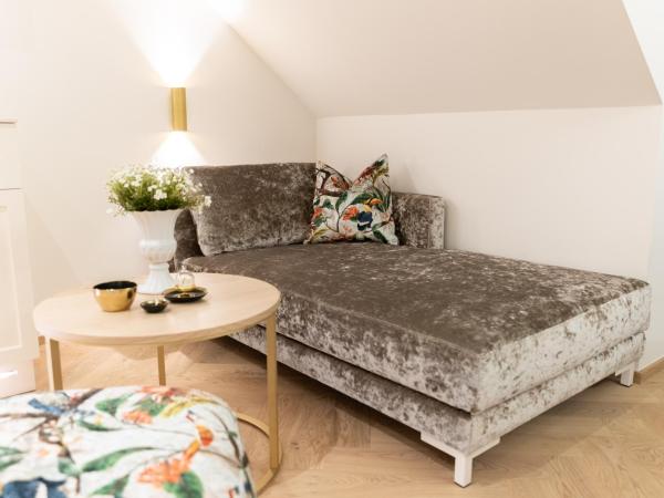 SCHLOSSRESIDENZ - Boutique Apartments & Hotel Suiten : photo 10 de la chambre grande chambre double 