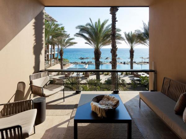 Casa Maat at JW Marriott Los Cabos Beach Resort & Spa : photo 8 de la chambre chambre double de luxe avec 2 lits doubles et vue sur l'océan