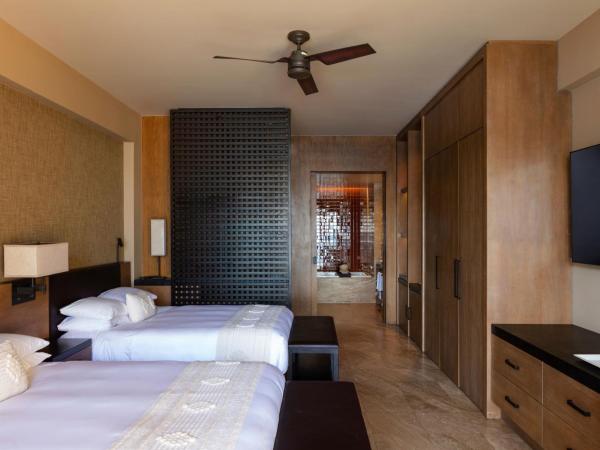 Casa Maat at JW Marriott Los Cabos Beach Resort & Spa : photo 9 de la chambre chambre double de luxe avec 2 lits doubles et vue sur l'océan