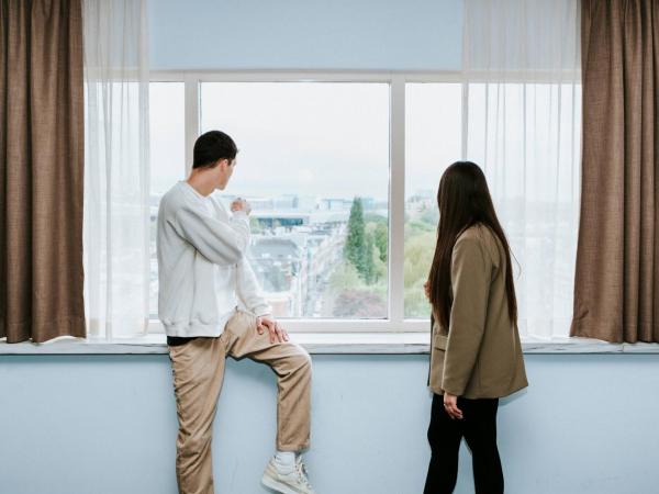 Rotterdam Teleport Hotel : photo 1 de la chambre chambre lit king-size - vue sur ville