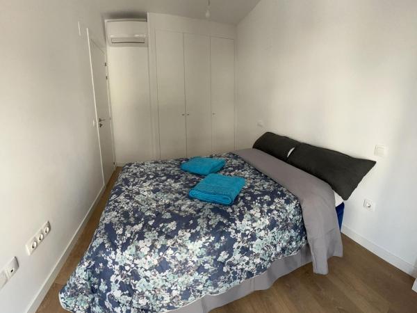 Mars Suites Porras : photo 1 de la chambre chambre double standard avec salle de bains commune